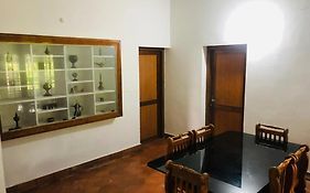 H Villa
