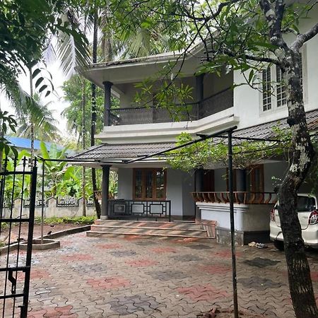 H Villa Nilambur Exterior photo
