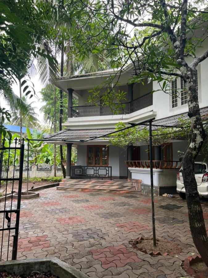 H Villa Nilambur Exterior photo